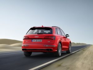2018 Audi SQ5 - Exterior - Rear Quarter - Dynamic