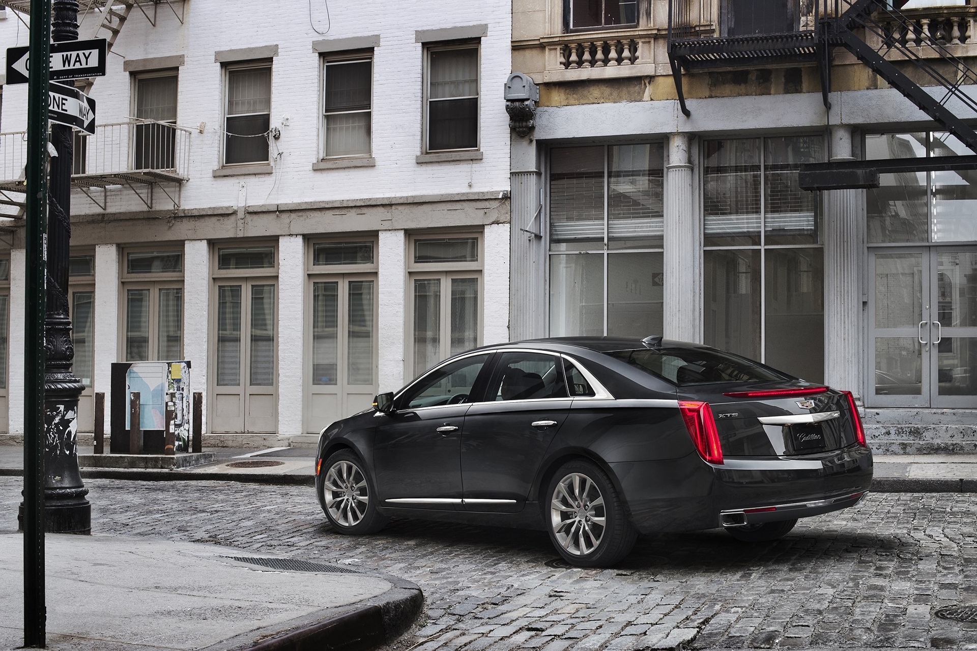 2017 Cadillac XTS - Grey Exterior - Rear Side Quarter