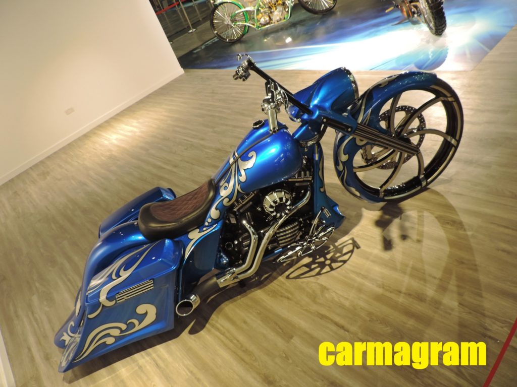 Motorcycle - Chopper Style - Blue Exterior