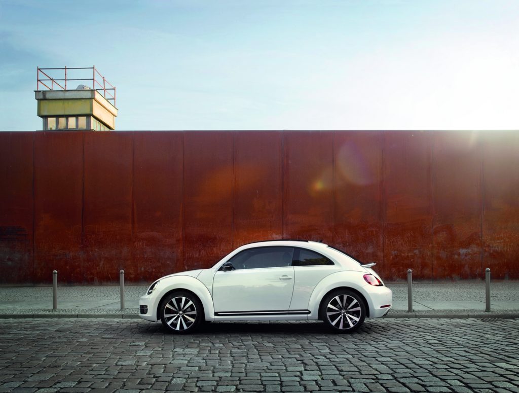 Wonder Cars For Women - 2017 Volkswagen Beetle - White Exterior - Side