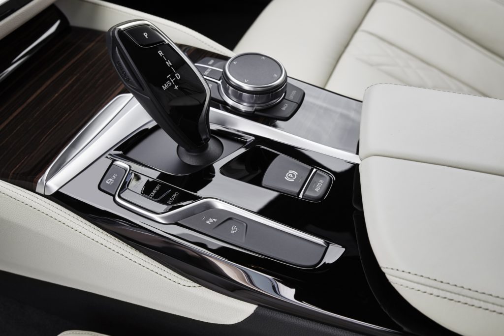 2017 BMW 540i Review - Interior - Shift Lever