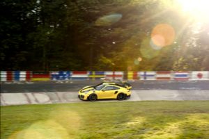 2018 Porsche 911 GTS RS Breaks Lap Record At Nurburgring Nordschleife - Side View - Dynamic
