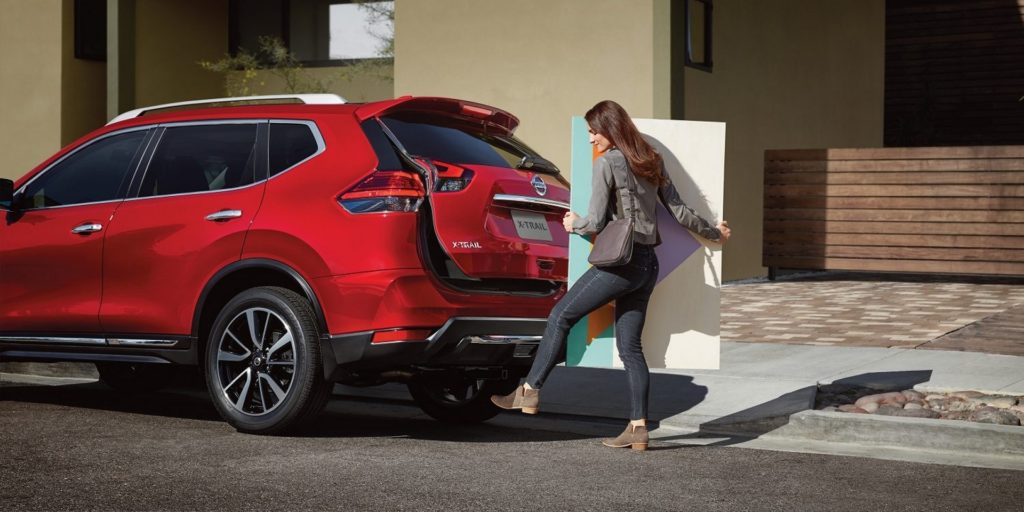 2018 Nissan X-TRAIL - Red Exterior - Nissan Motion Activated Liftgate