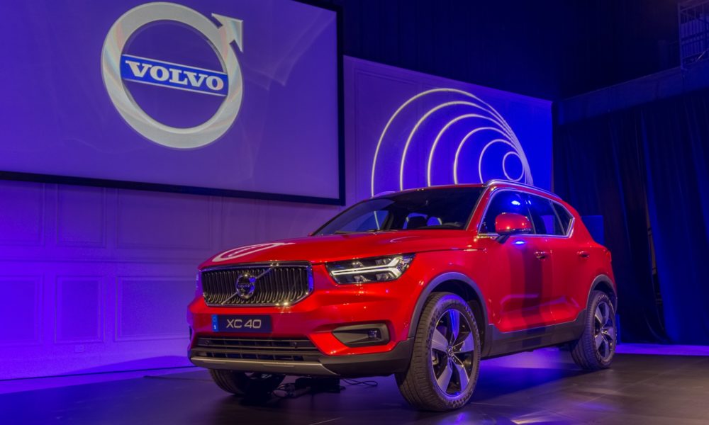 2018 Volvo XC40 - Red Exterior - Front Side View